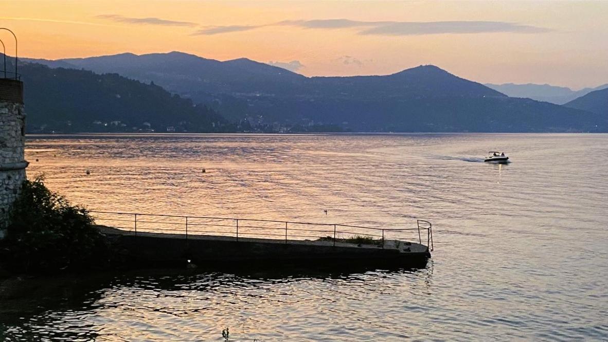 Fwl Italian Romance On The Lake Arona Eksteriør bilde